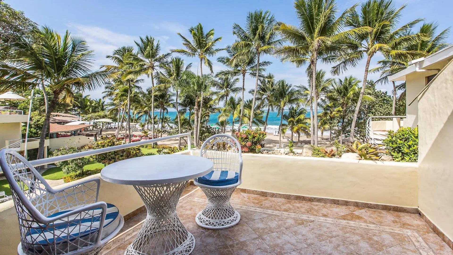 Aparthotel Cabarete Palm Beach Condos